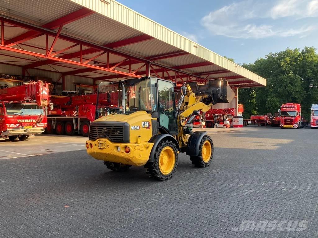 CAT 908M Pyöräkuormaajat