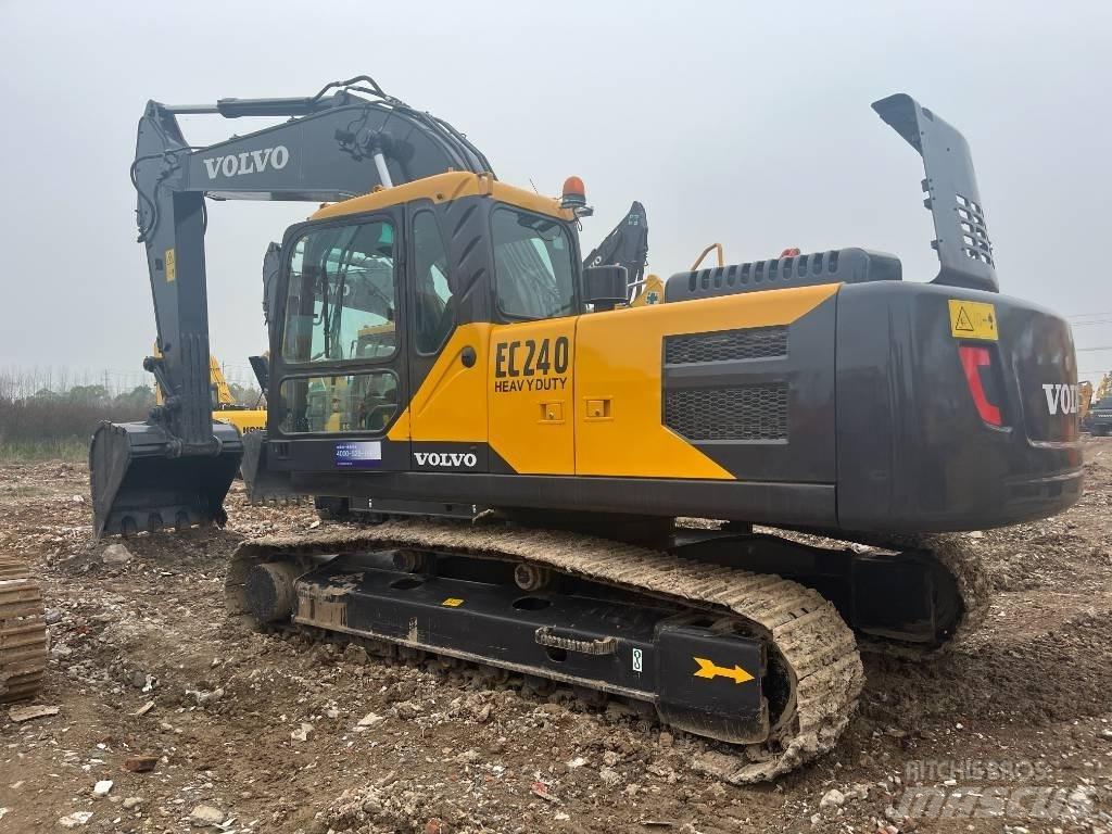 Volvo EC240BLC Telakaivukoneet