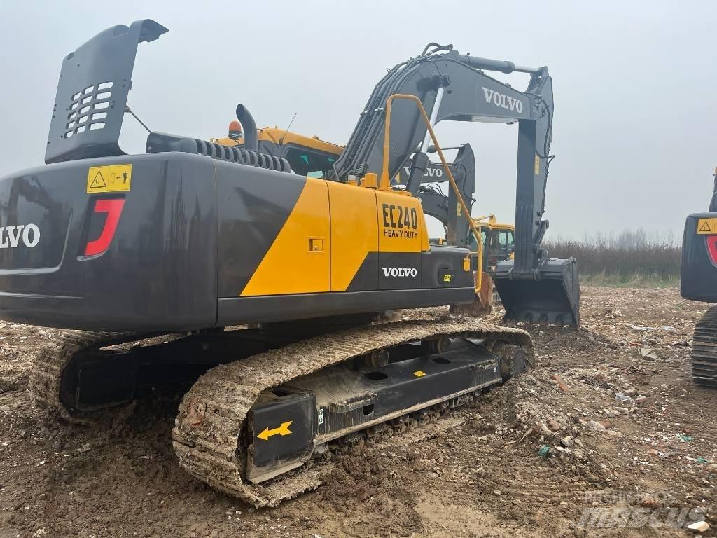 Volvo EC240BLC Telakaivukoneet