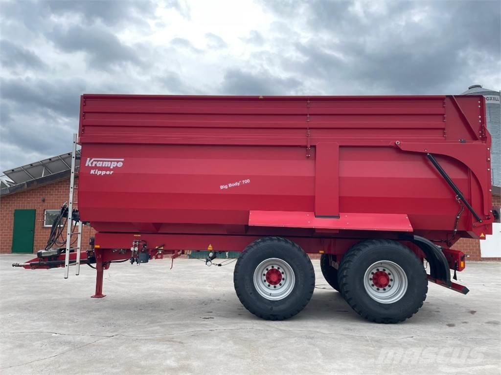 Krampe BigBody 700 Paalivaunut