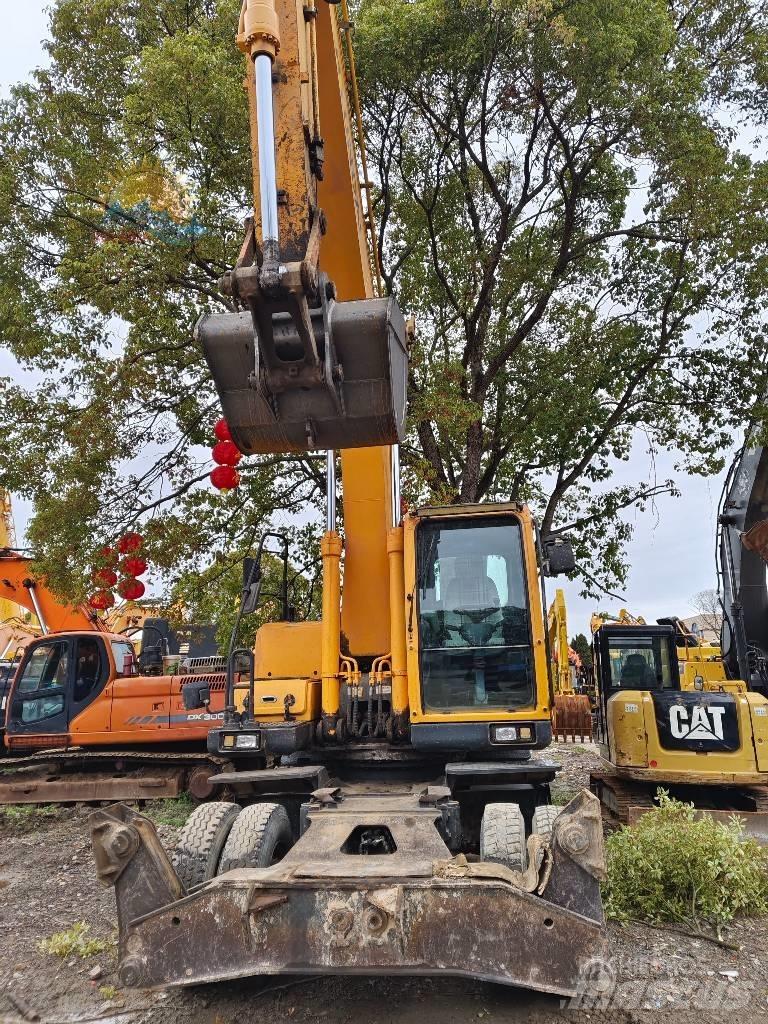 Hyundai R210W-9 Pyöräkaivukoneet
