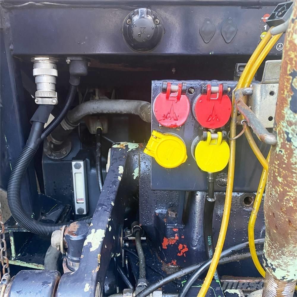 Deutz-Fahr DX 4.71 Traktorit