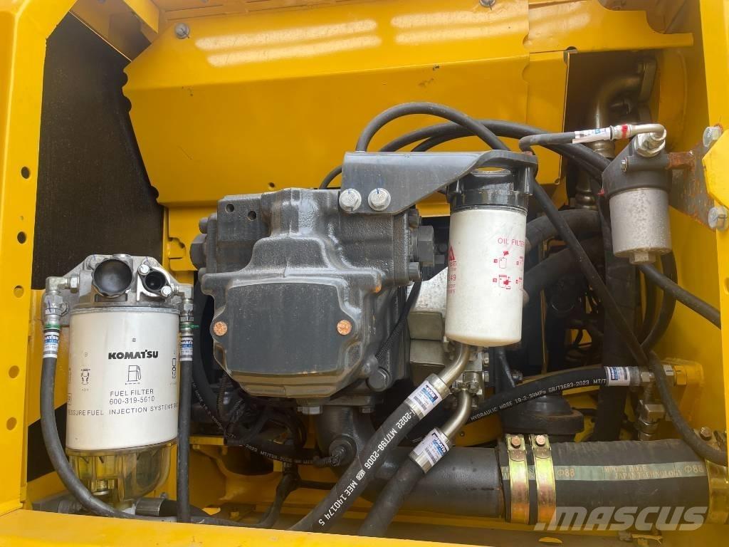 Komatsu PC 220 Telakaivukoneet