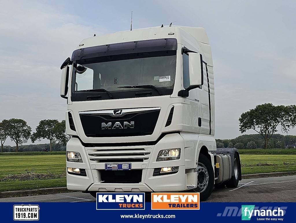 MAN 18.460 TGX Vetopöytäautot