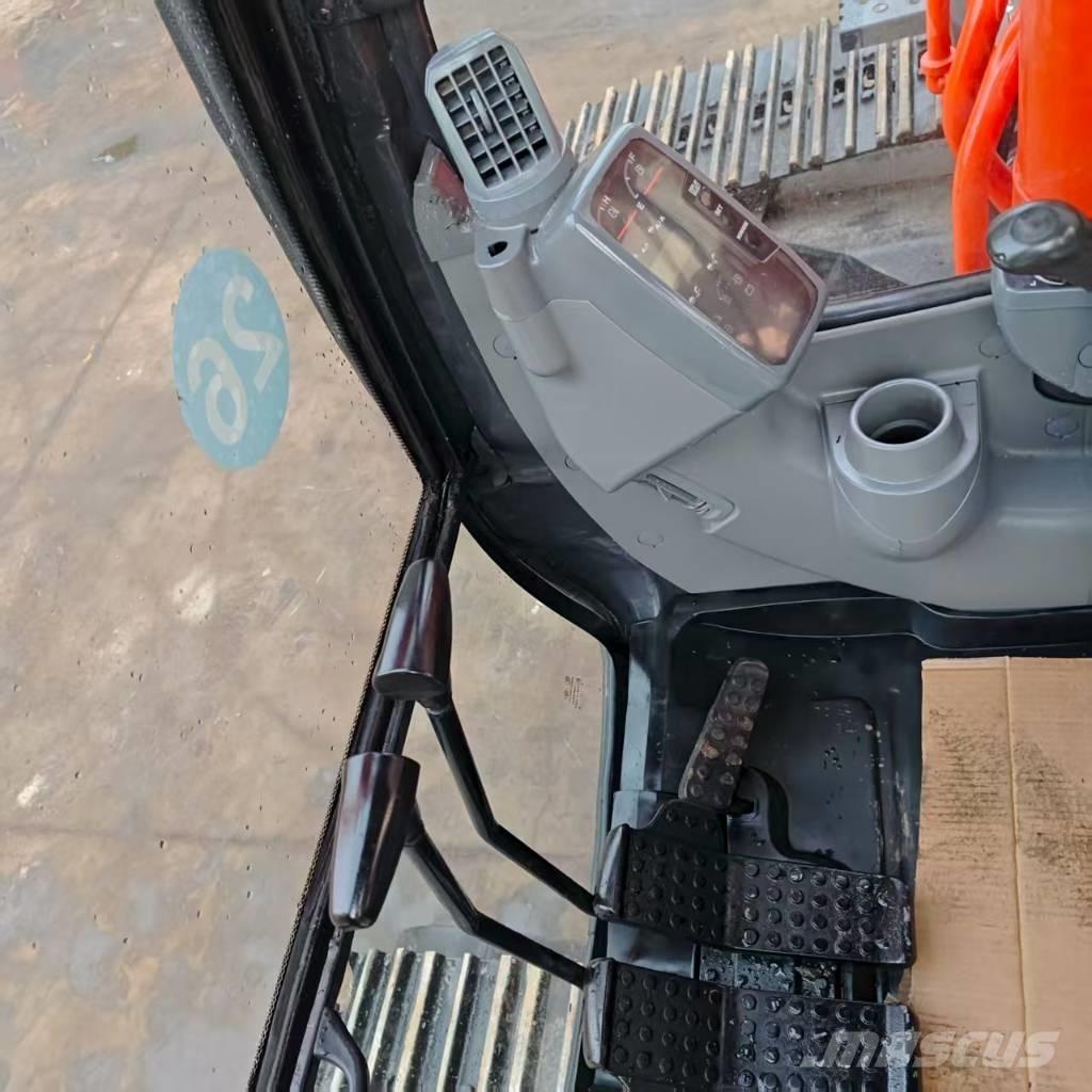 Hitachi ZX 350 Telakaivukoneet