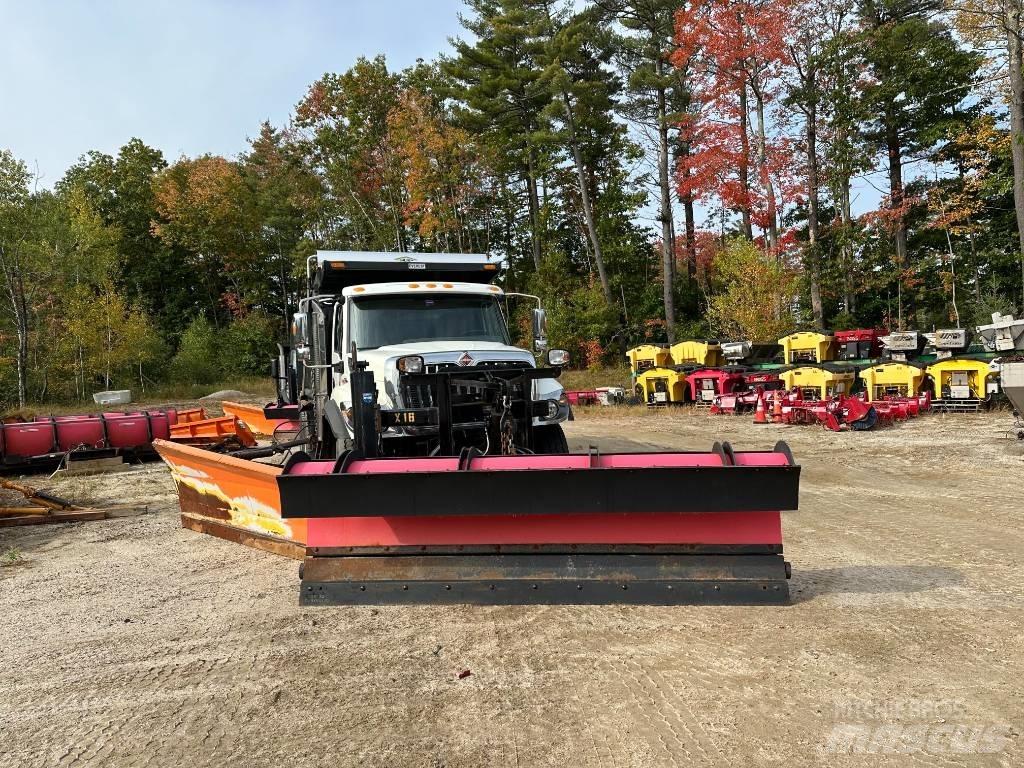 International HV507 Lumiaurat