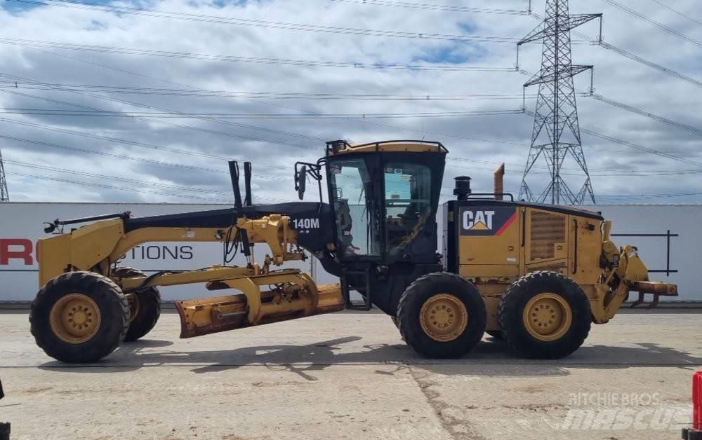 CAT 140 M Tiehöylät