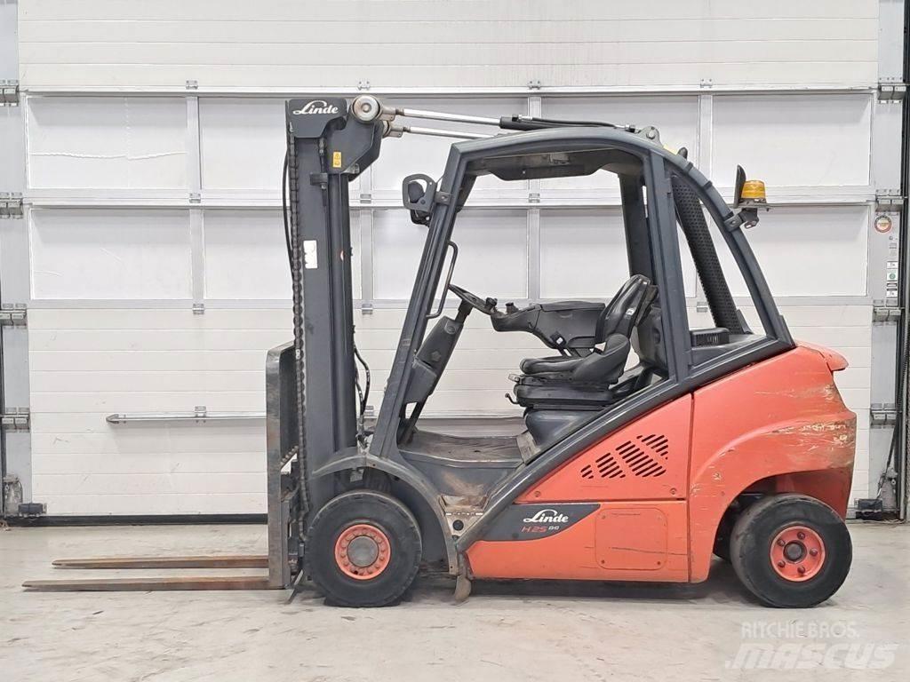 Linde H25D-02 Dieseltrukit