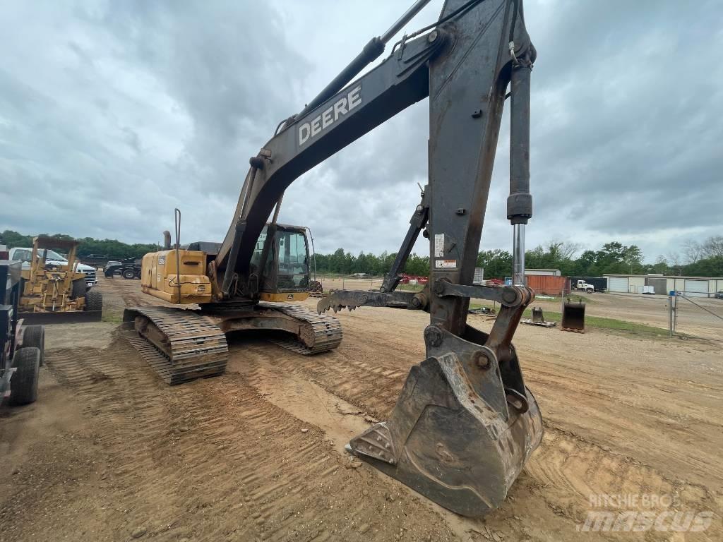 DEERE 250G LC Telakaivukoneet