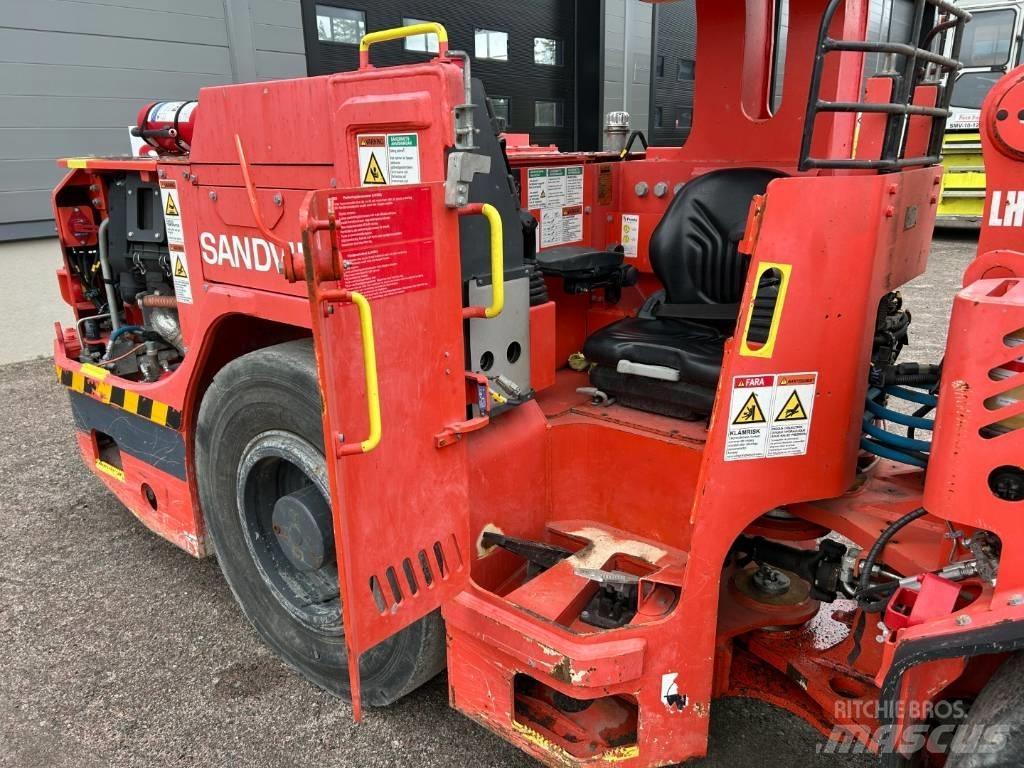 Sandvik Toro LH202 Maanalaiset lastauskoneet