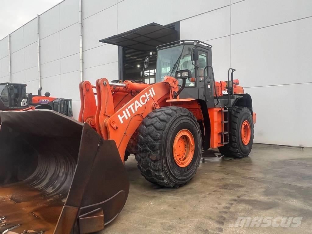Hitachi ZW 330 Pyöräkuormaajat