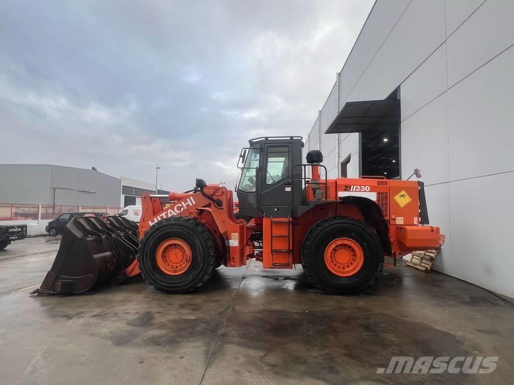 Hitachi ZW 330 Pyöräkuormaajat