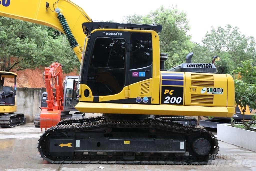 Komatsu PC 200-8 Minikaivukoneet < 7t