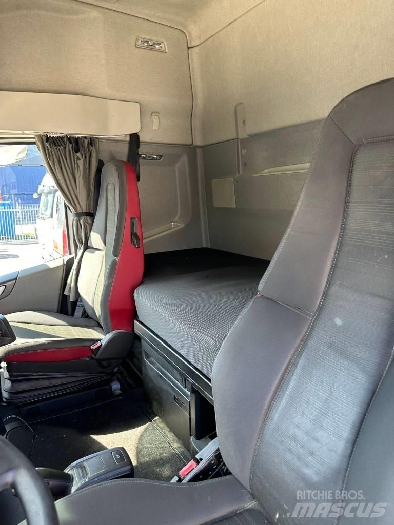 Volvo FH Vaihtolava-autot