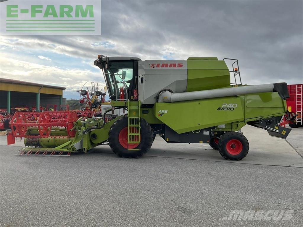 CLAAS AVERO 240 Leikkuupuimurit