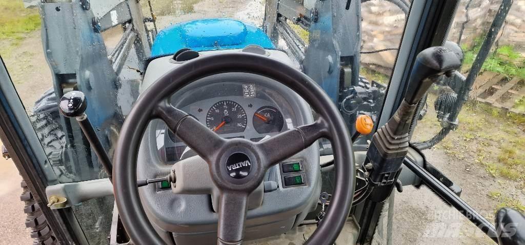 Valtra A85 Traktorit