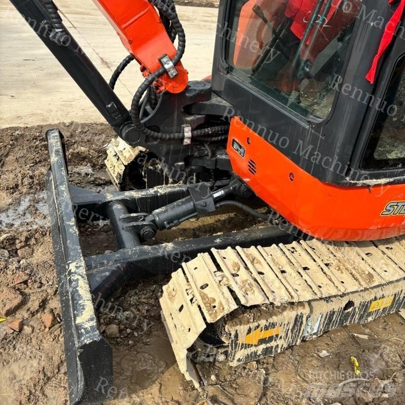 Kubota U 30 Minikaivukoneet < 7t