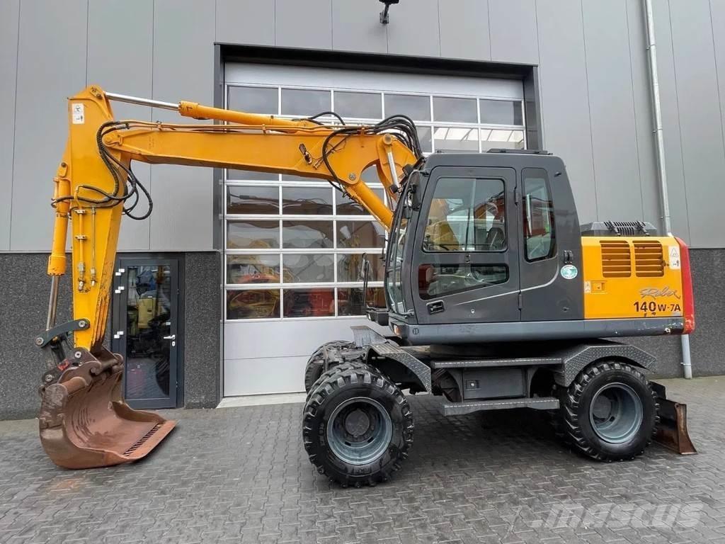 Hyundai R140W-7A Pyöräkaivukoneet