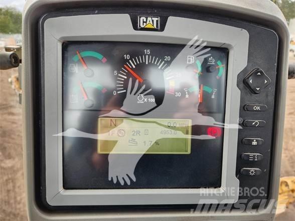 CAT 12M3 AWD Tiehöylät