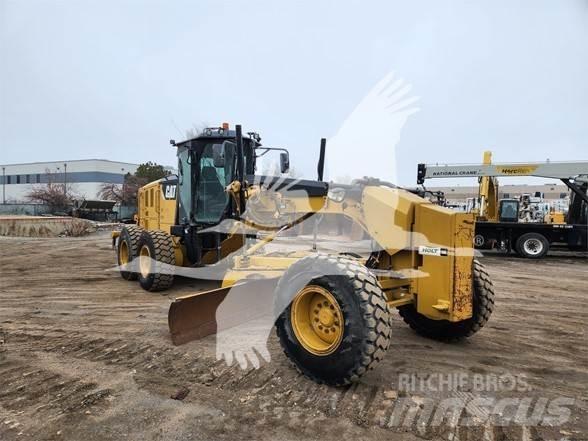 CAT 140M3 Tiehöylät