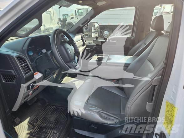 Ford F550 Muut koneet