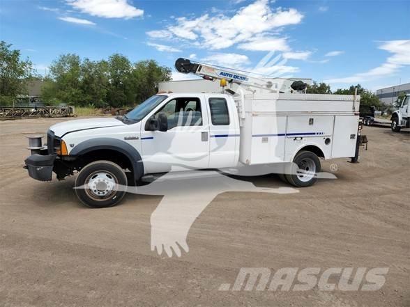 Ford F550 XL Muut koneet