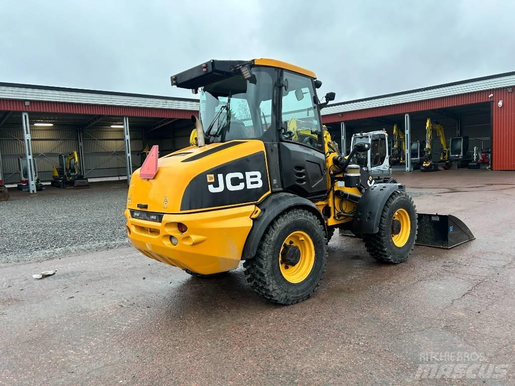 JCB 409 Pyöräkuormaajat