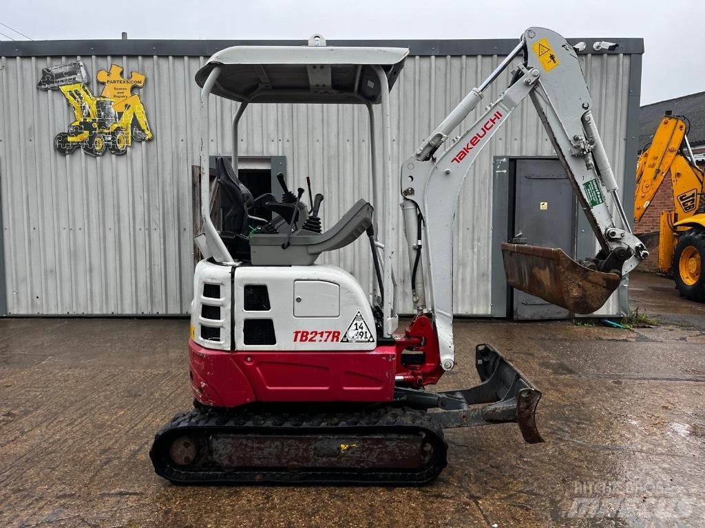 Takeuchi TB 217 R Minikaivukoneet < 7t