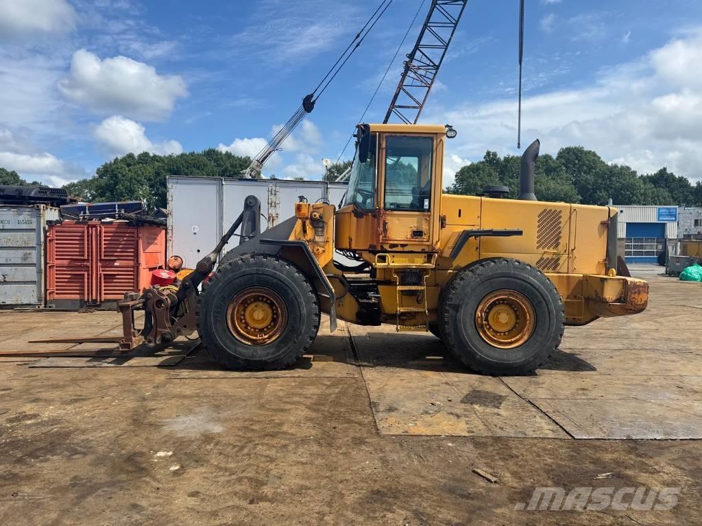 Volvo L 120 D Pyöräkuormaajat