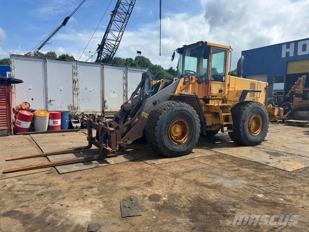 Volvo L 120 D Pyöräkuormaajat