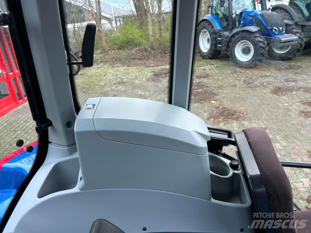 Valtra T 214 Versu Traktorit