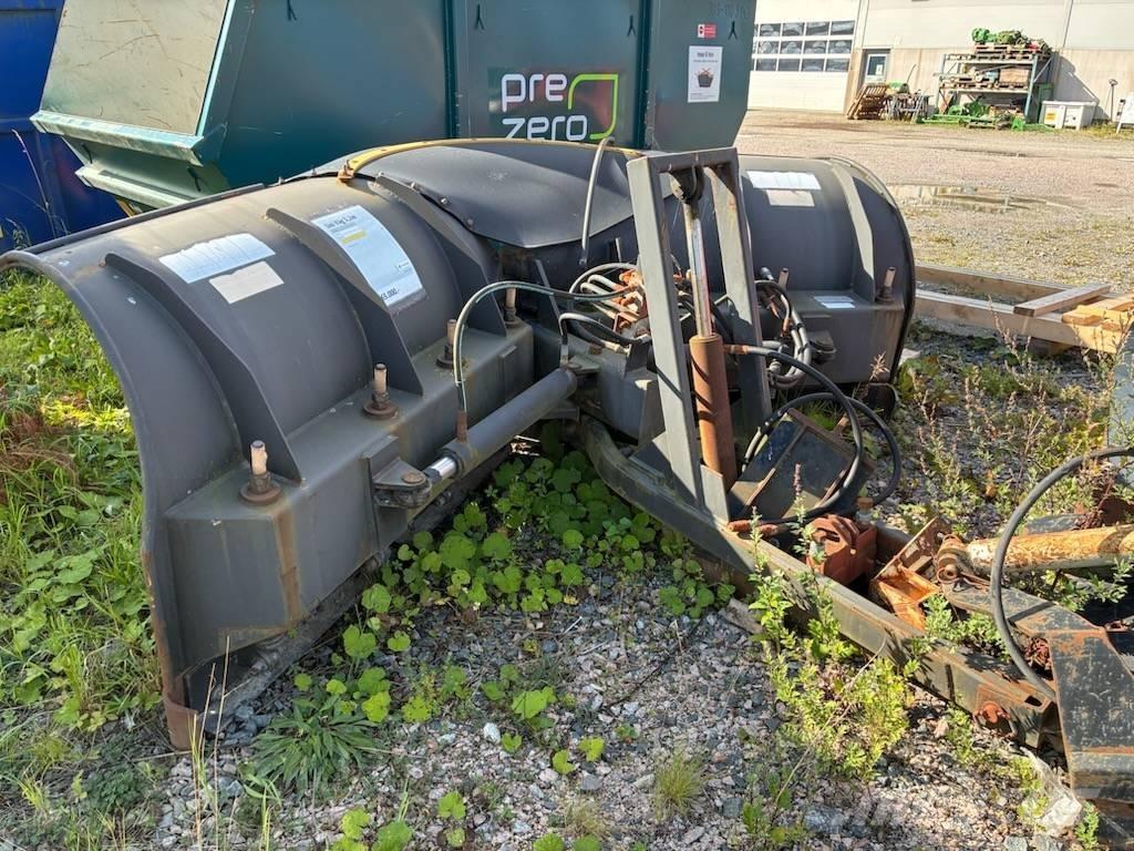Uni-väg Vikplog 3.20 Rinnekoneet