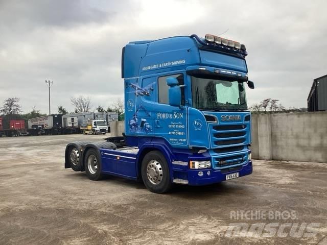 Scania R 580 Vetopöytäautot