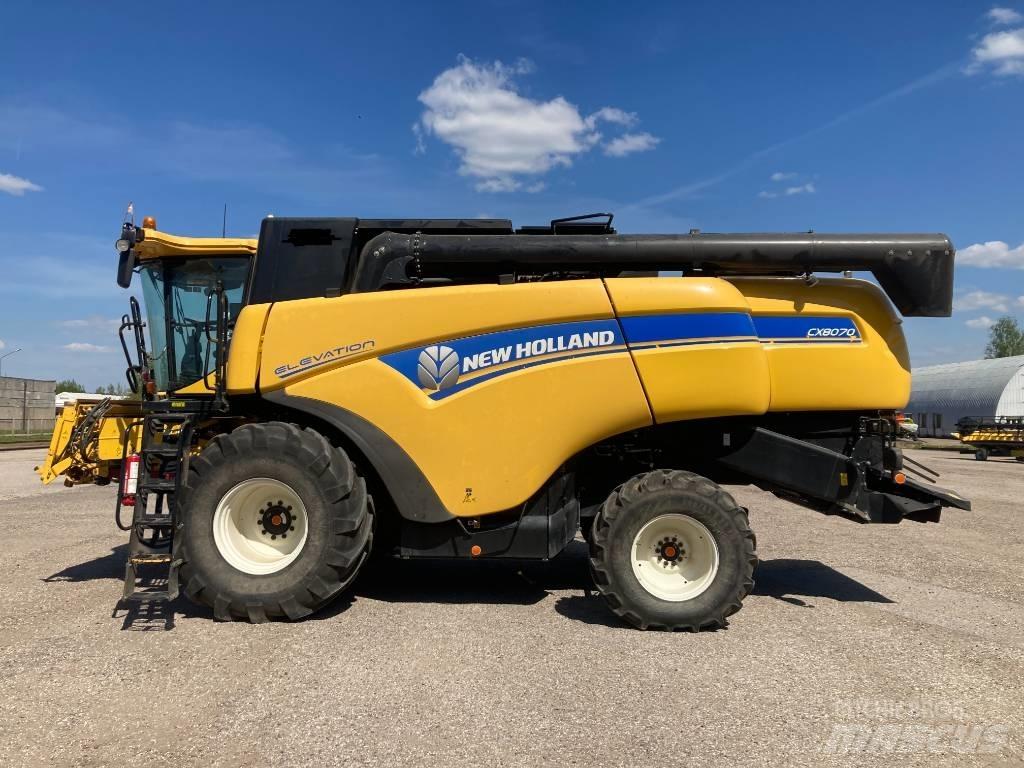 New Holland CX 8070 Leikkuupuimurit