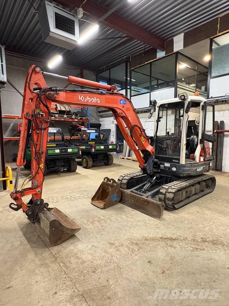 Kubota KX 121-3 Minikaivukoneet < 7t