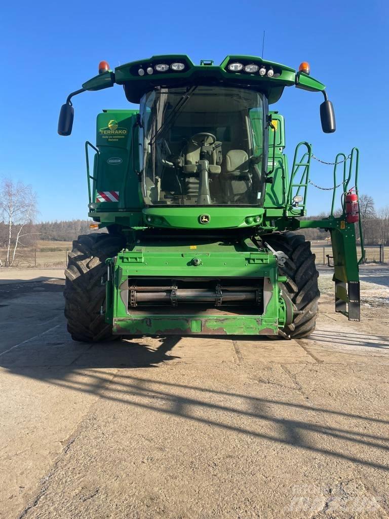 John Deere T 670 i Leikkuupuimurit