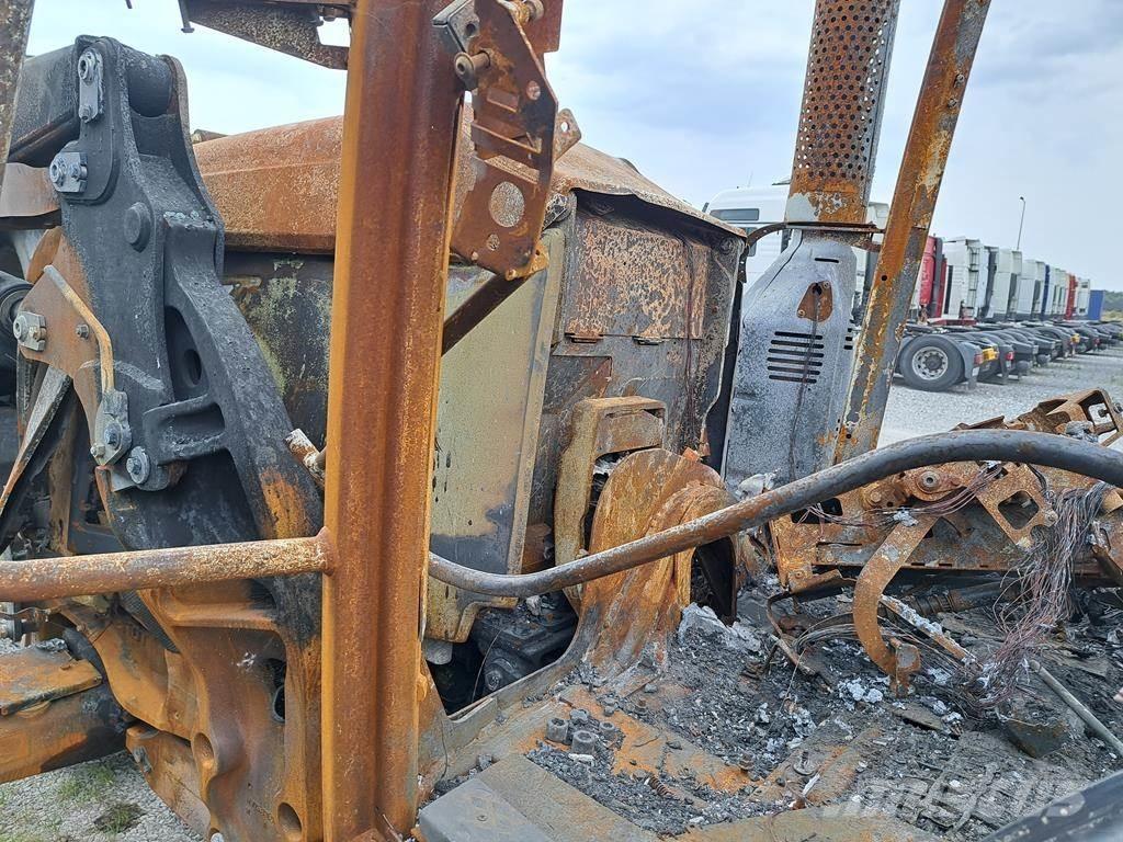 Fendt 724 Vario Traktorit