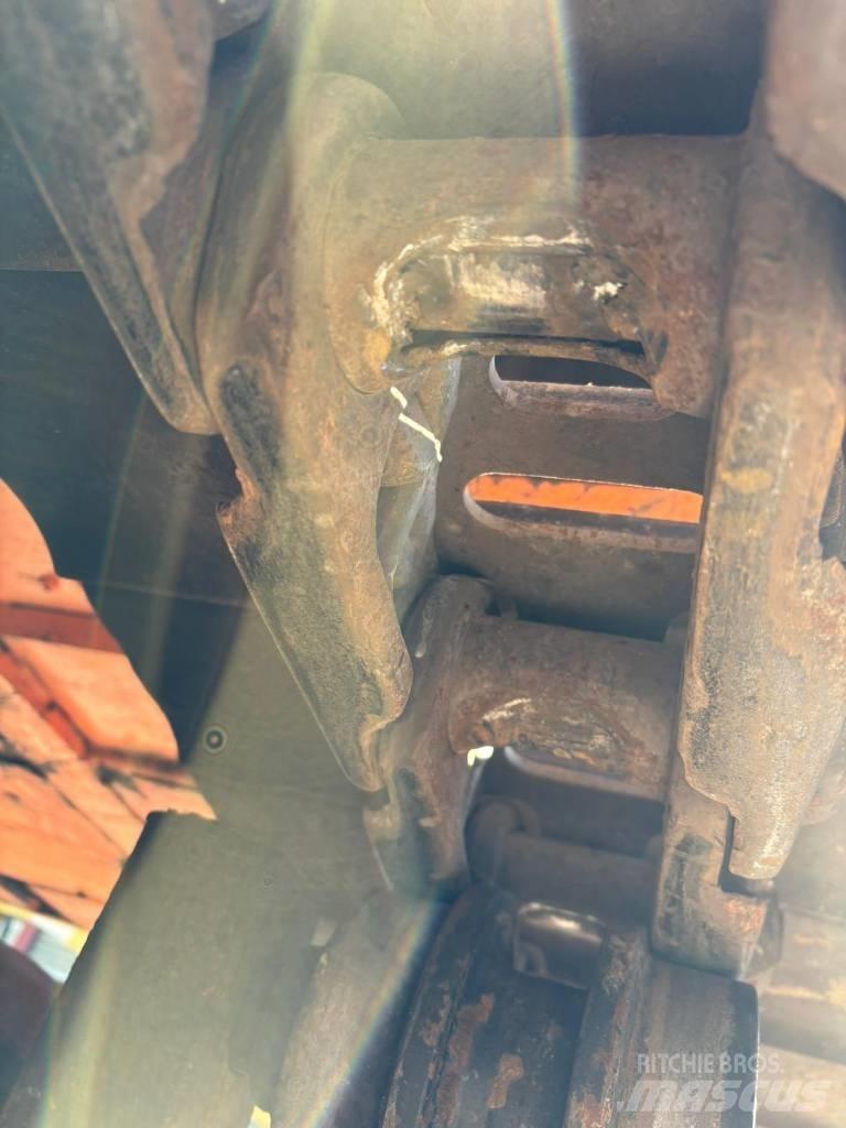 Doosan DX255LC Telakaivukoneet
