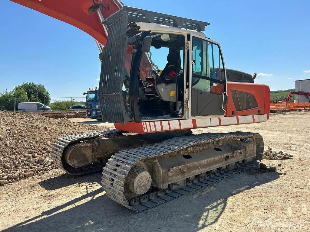 Liebherr R924 LC Erikoiskaivinkoneet