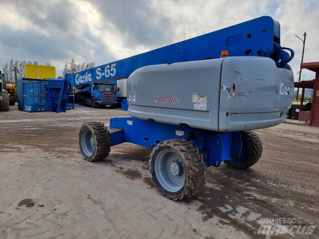 Genie S-65 4×4 Kuukulkijat