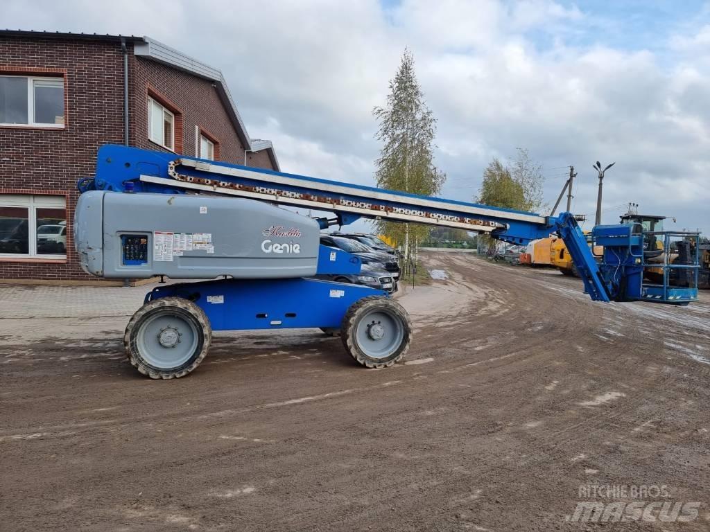 Genie S-65 4×4 Kuukulkijat