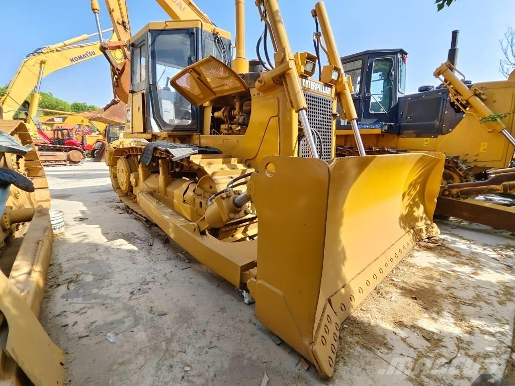 CAT D 7 G Tiehöylät