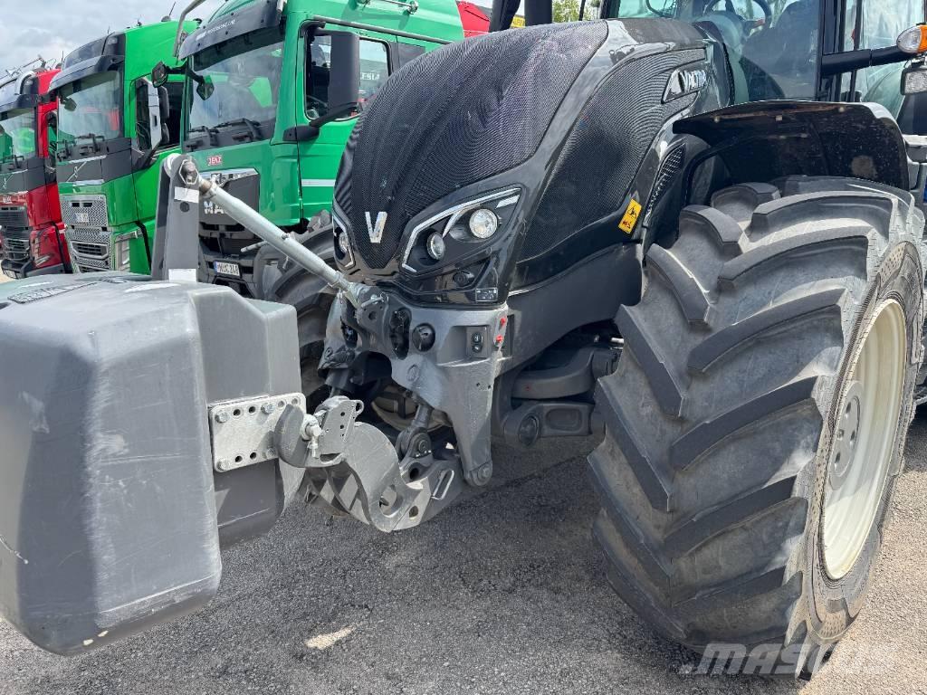 Valtra S 374 Traktorit