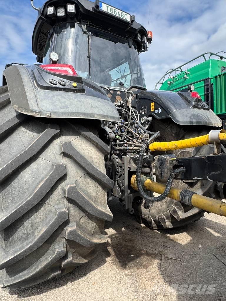 Valtra S 374 Traktorit