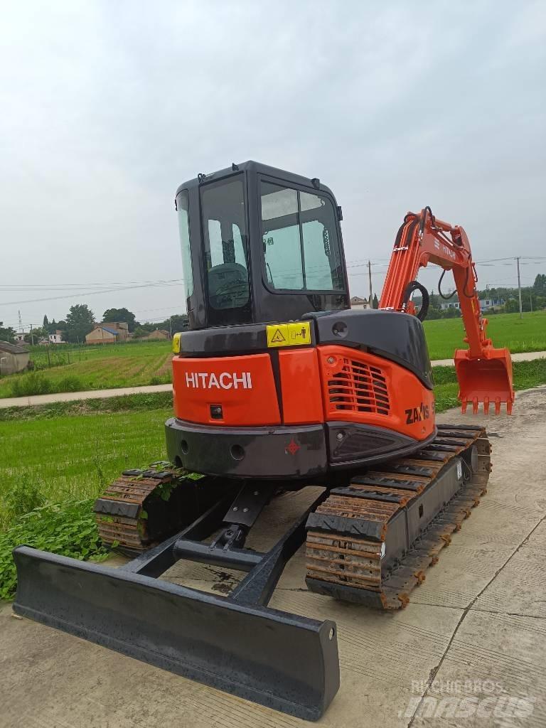 Hitachi ZX50U Minikaivukoneet < 7t