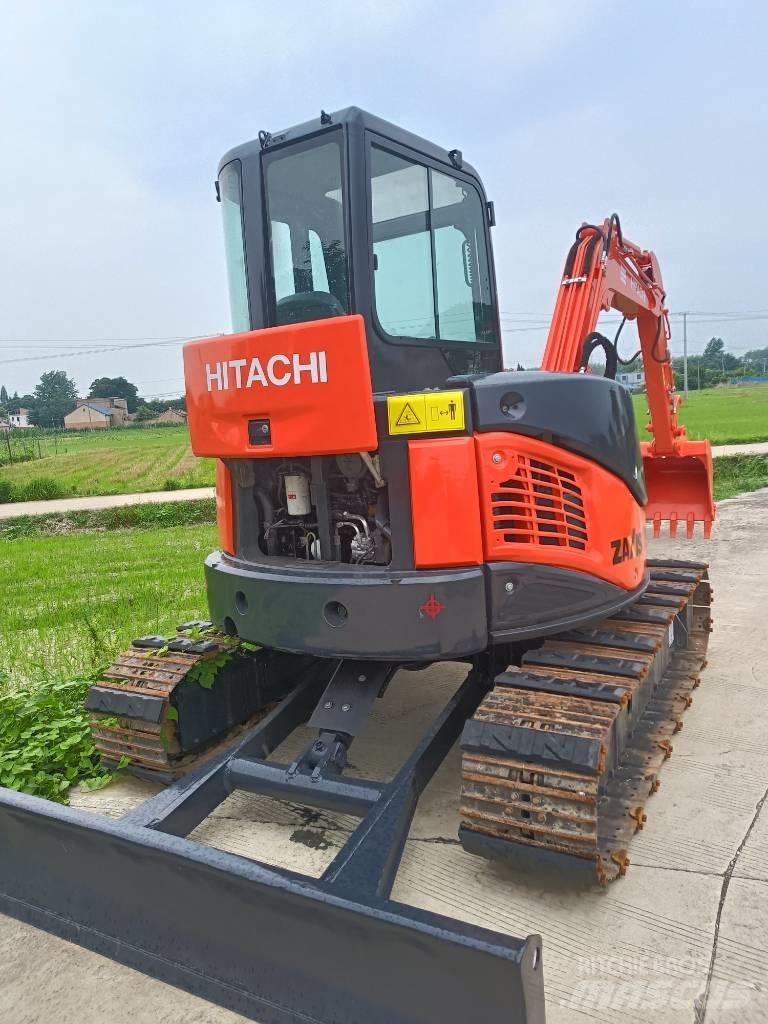 Hitachi ZX50U Minikaivukoneet < 7t