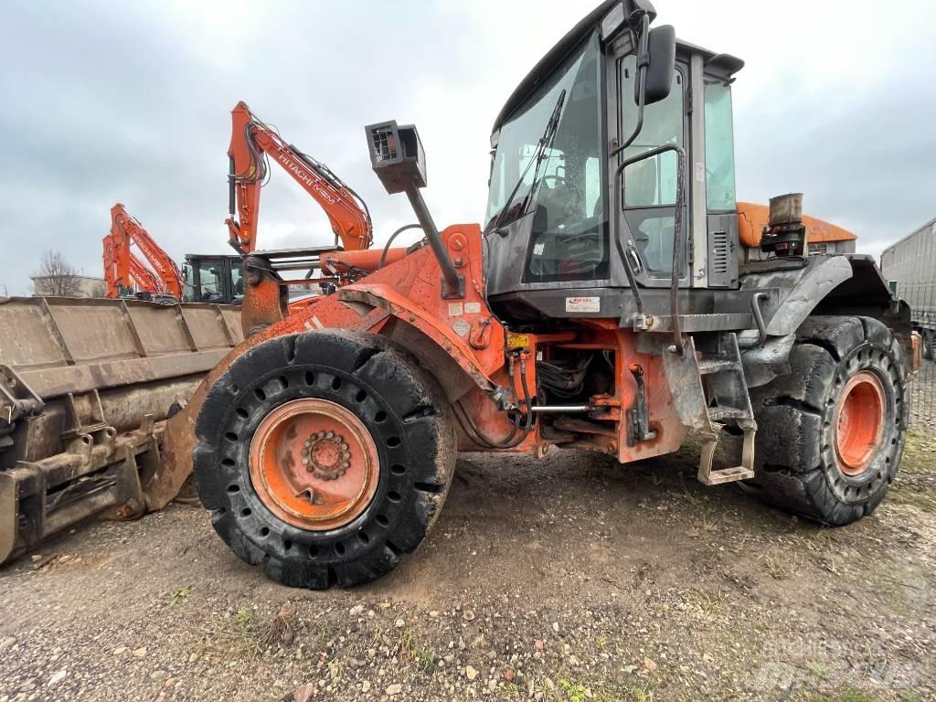 Hitachi ZW 180-5 Pyöräkuormaajat