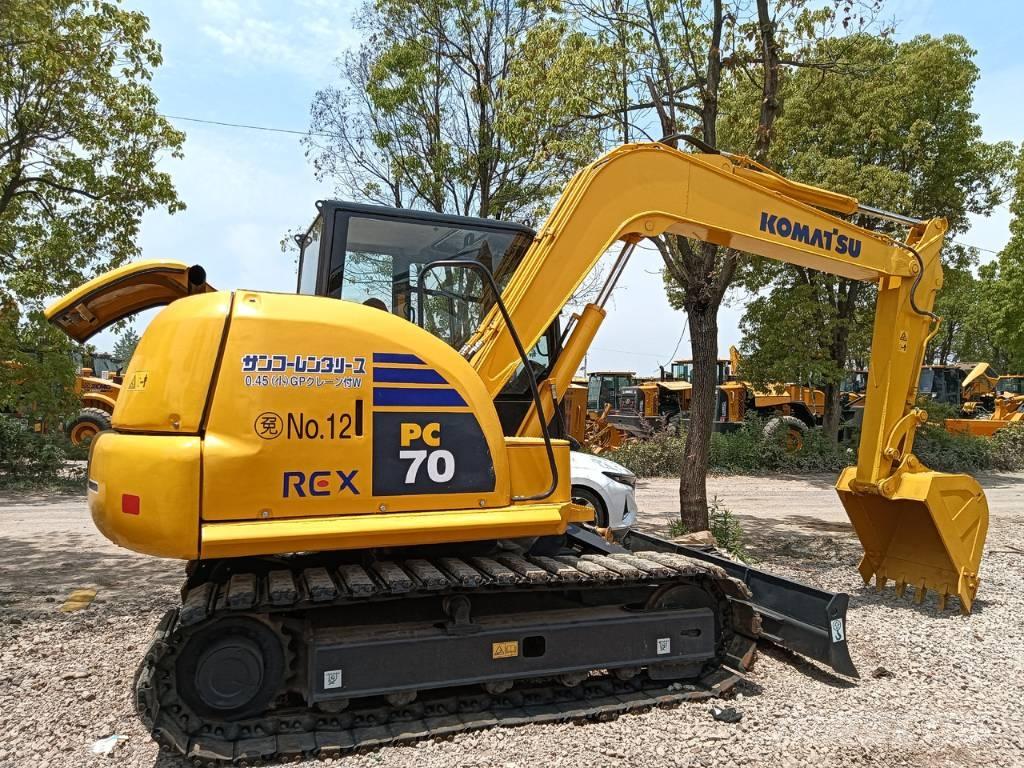 Komatsu PC 70 Midikaivukoneet 7t - 12t