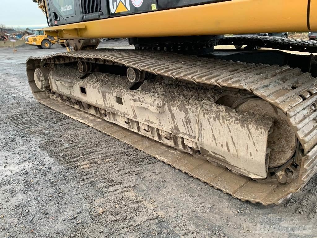 CAT 329 D Telakaivukoneet