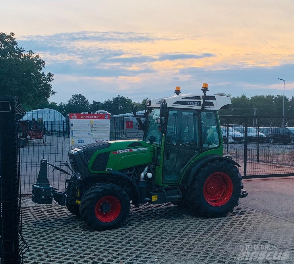 Fendt 211V Traktorit